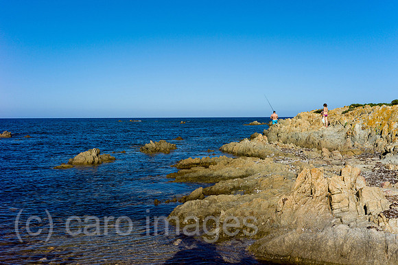 00Y130701D027CAROE.JPG