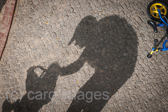 00Y140413D014CAROE.JPG