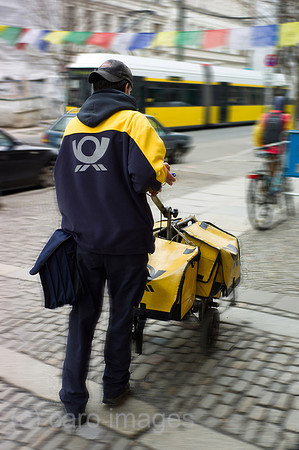 00Y120302D051CAROE.JPG