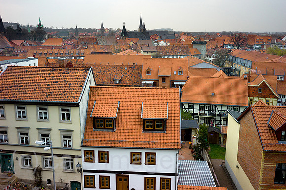 00Y120406D007CAROE.JPG