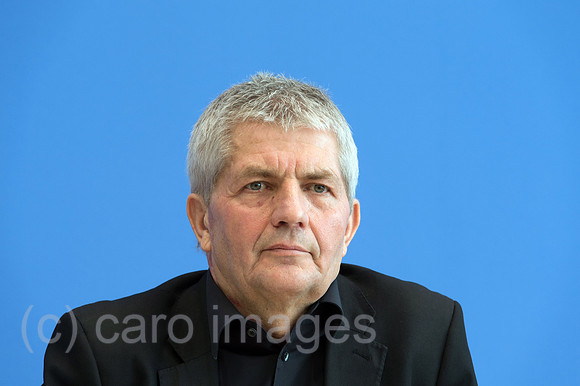 00Y130312D023CAROE.JPG