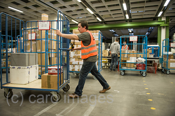 00Y120329D016CAROE.JPG