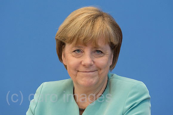 00Y130719D026CAROE.JPG