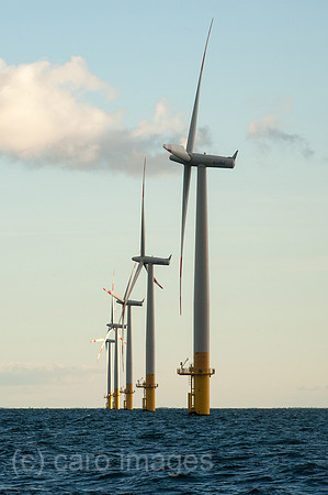 00Y130929D020CAROE.JPG