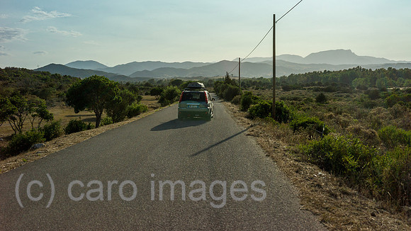 00Y130624D043CAROE.JPG