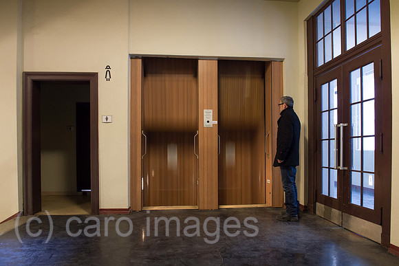 00Y140227D001CAROE.JPG