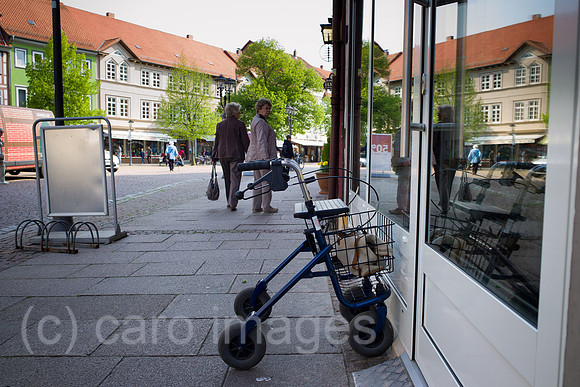 00Y140423D001CAROE.JPG