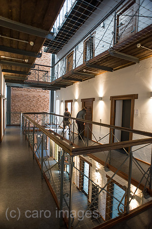 00Y121115D040CAROE.JPG