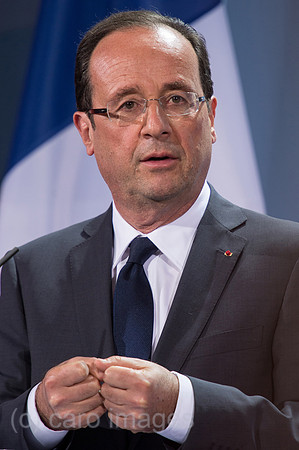 00Y120515D082CAROE.JPG