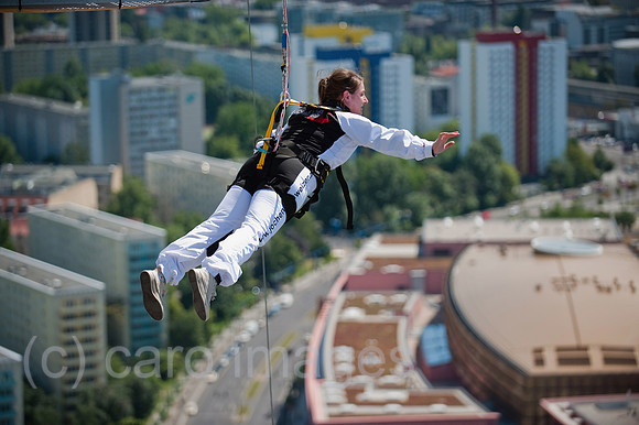 00Y090514D008CAROE.JPG