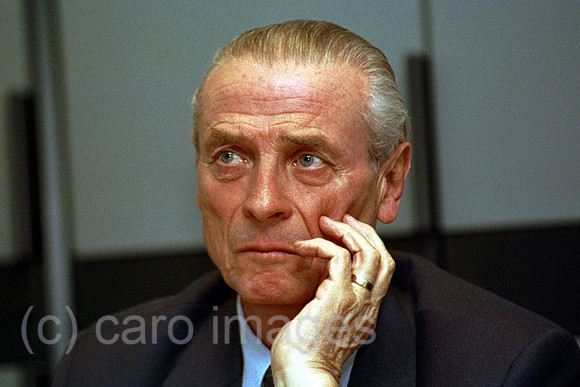 D030125CARO.JPG