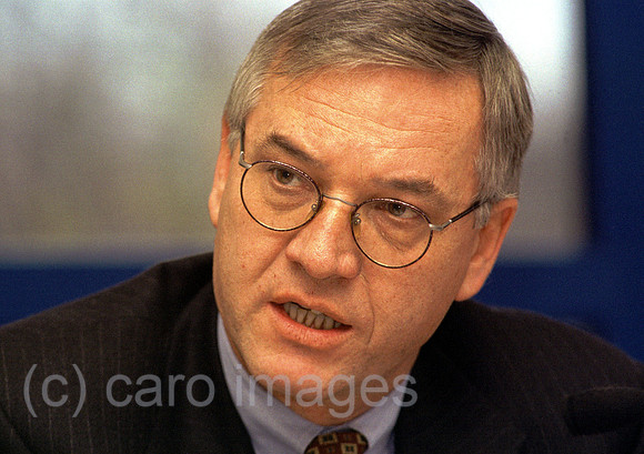 D029432ACARO.JPG