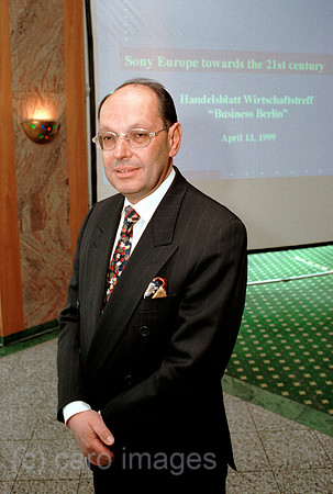 D056827CARO.JPG