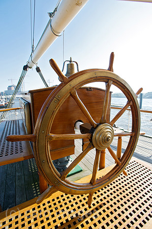 00W101010D004CAROE.JPG