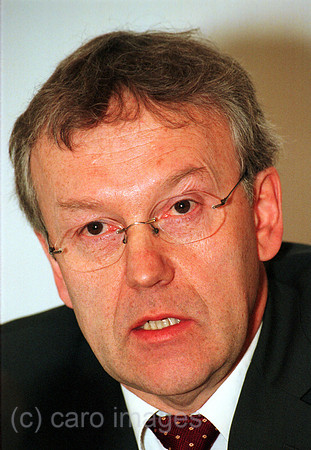 F20035CARO.JPG