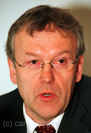 F20031CARO.JPG
