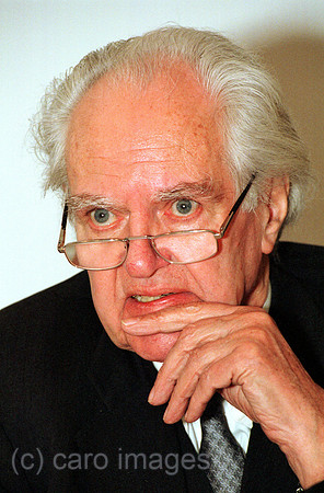 F20007CARO.JPG