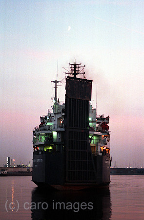 00F18424ACARO.JPG