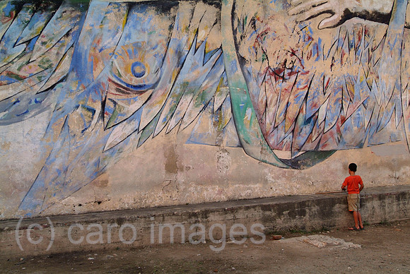 00W061225D001CAROE.JPG