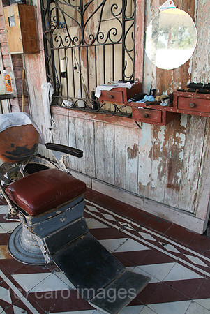 00W061223D001CARO.JPG