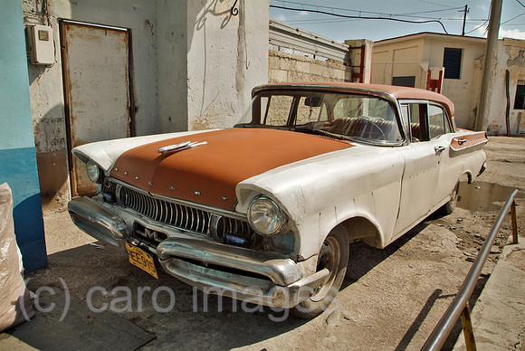 00W061206D012CAROE.JPG