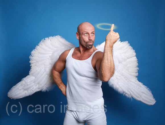 00W061122D008CAROE.JPG