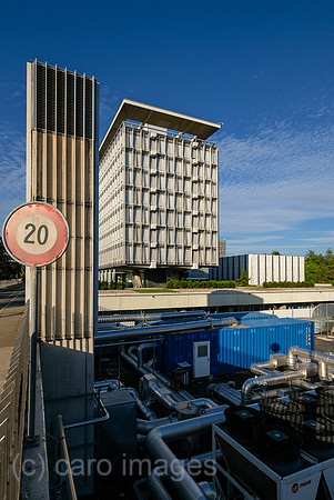 Schweiz, Genf - Sitz der WHO (World Health Organization), Sonderorganisation der UN, vorne Rohrsystem fuer Energie- und Klimaversorgung