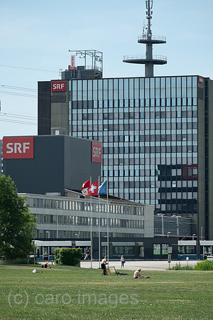 Schweiz, Zuerich - Zentrale des Schweizer Radio und Fernsehen (SRF) an der Fernsehstrasse