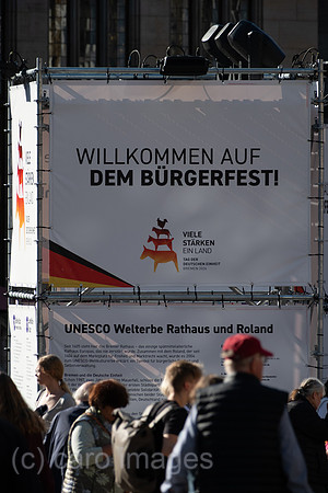 Deutschland, Bremen - Buergerfest Tag der Deutschen Einheit 2026 in Bremen, Startschuss des Buergersfests auf dem Marktplatz