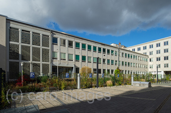 Berlin, Deutschland - Das ehemaliges AOK-Hauses in der Muellerstrasse