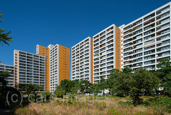 Berlin, Deutschland - Wohnhaueser der GEWOBAG in Berlin-Kreuzberg