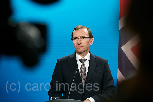00R240314D152CAROEX.JPG