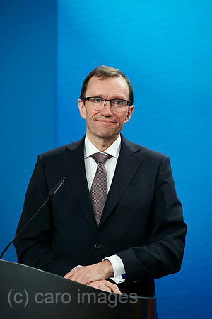 00R240314D169CAROEX.JPG