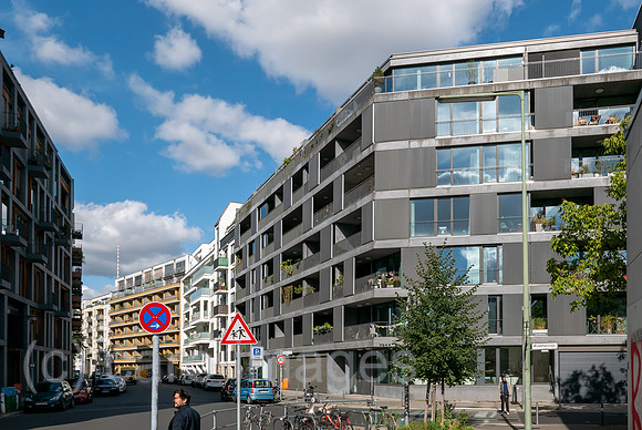 Deutschland, Berlin - Schicker Apartmentblock im Stadtteil Kreuzberg (Waldemar Strasse)