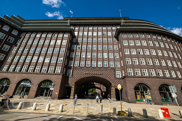 Deutschland, Hamburg - Das Chilehaus im Kontorhausviertel (in der City) gebaut 1922-24 im Backstein-Impressionismus ist auf der UNESCO-Welterbeliste