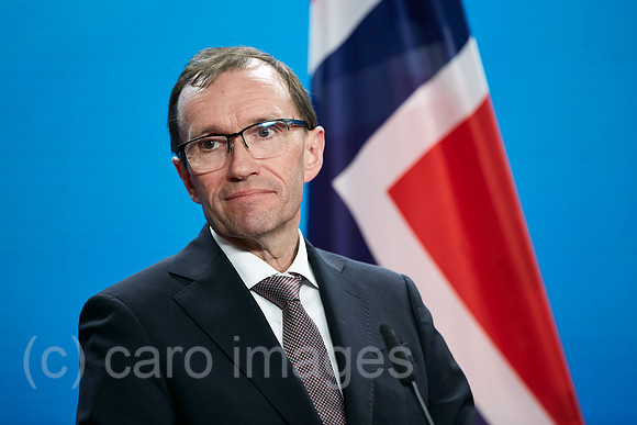 00R240314D135CAROEX.JPG