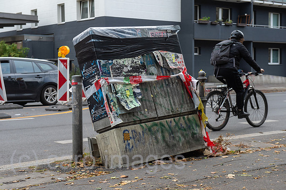 Berlin, Deutschland - Defekter Verteilerkasten der Telekom