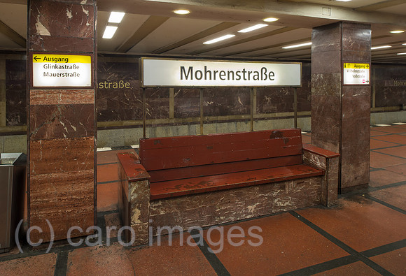 Berlin, Deutschland - U-Bahnhof Mohrenstrasse