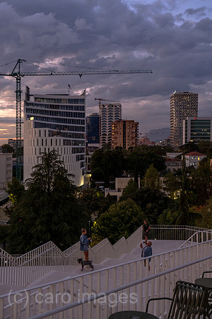Albanien, Tirana - auf der Pyramide von Tirana, 1988 als Enver-Hoxha-Museum erbaut, dem 1985 verstorbenen Diktator gewidmet, heute Veranstaltungsort, Aussichtsplattform, Touristenmagnet