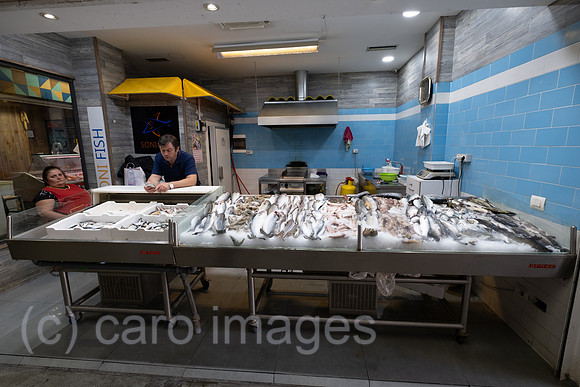 Albanien, Tirana - Marktstand mit Fisch