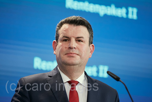 00R240305D095CAROEX.JPG